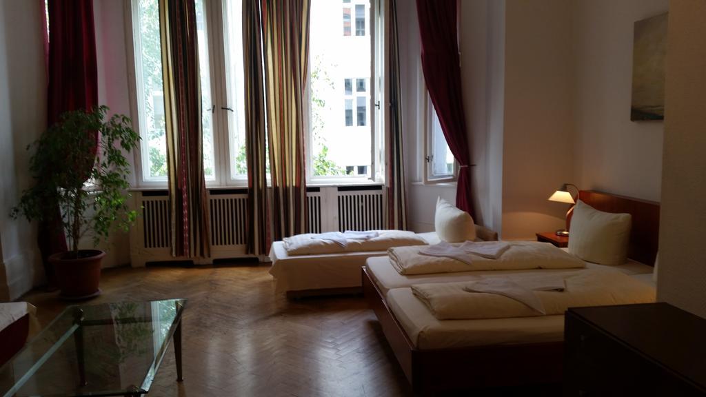 Chambre Quintuple