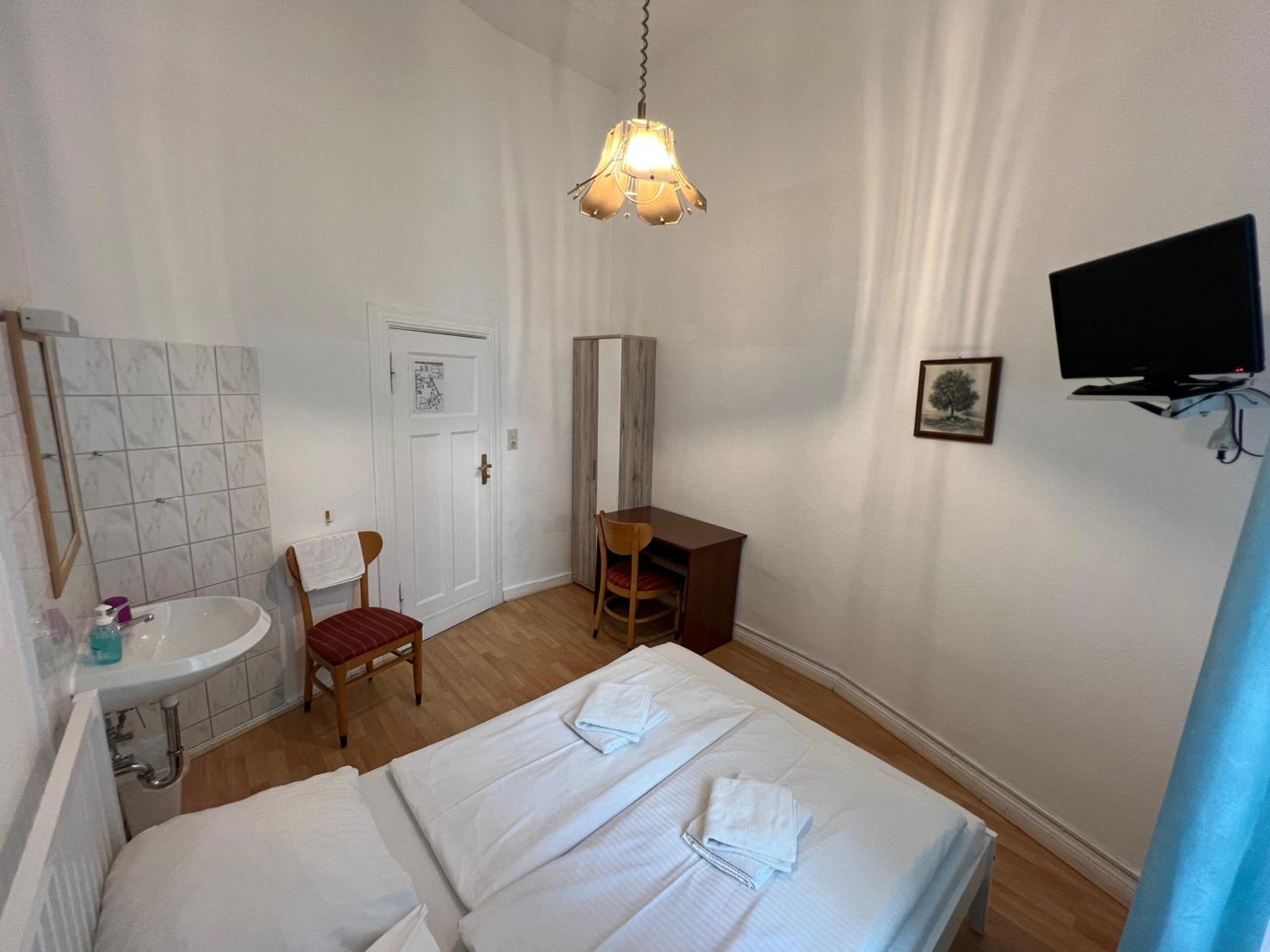 Chambre Double Standard avec Salle de Bains Commune