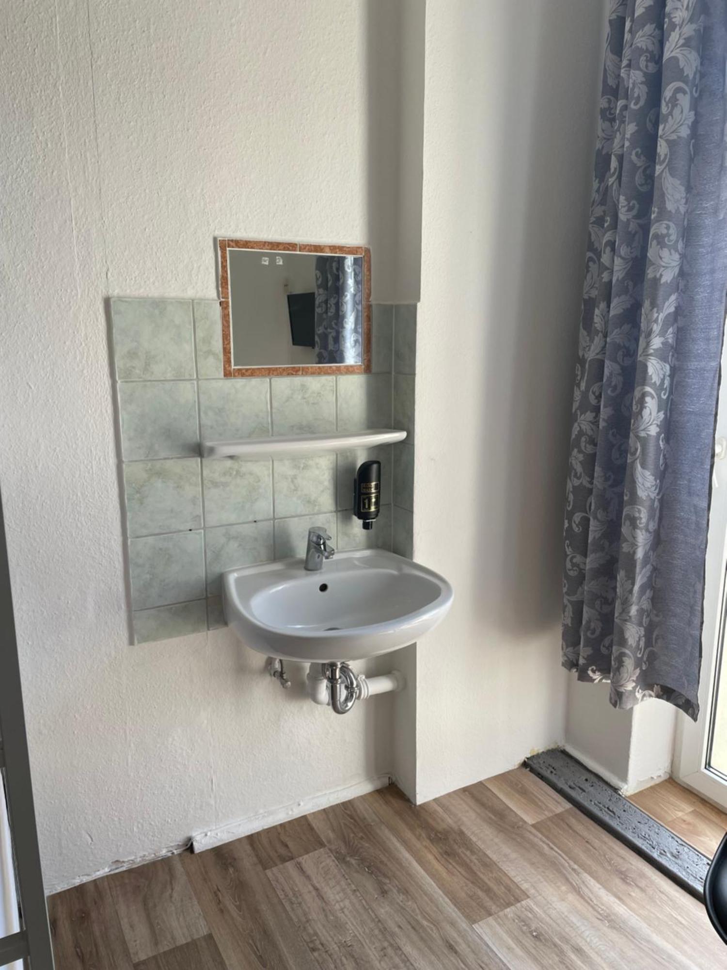 Petite Chambre Lits Jumeaux