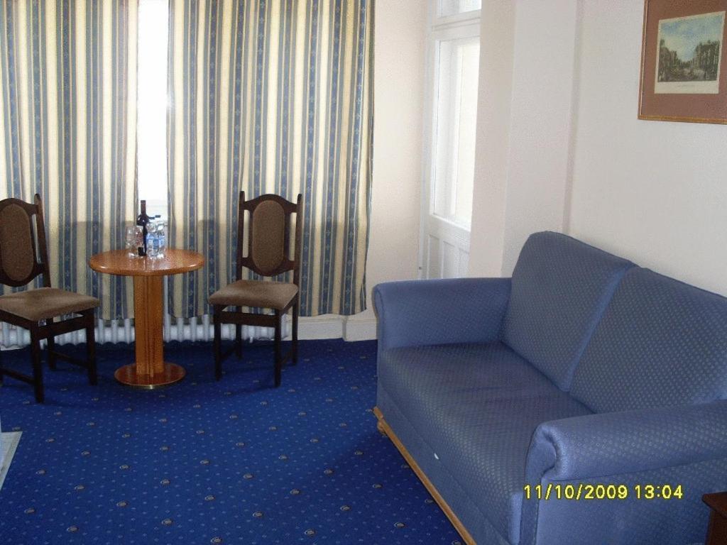 Chambre Familiale (5 Adultes)