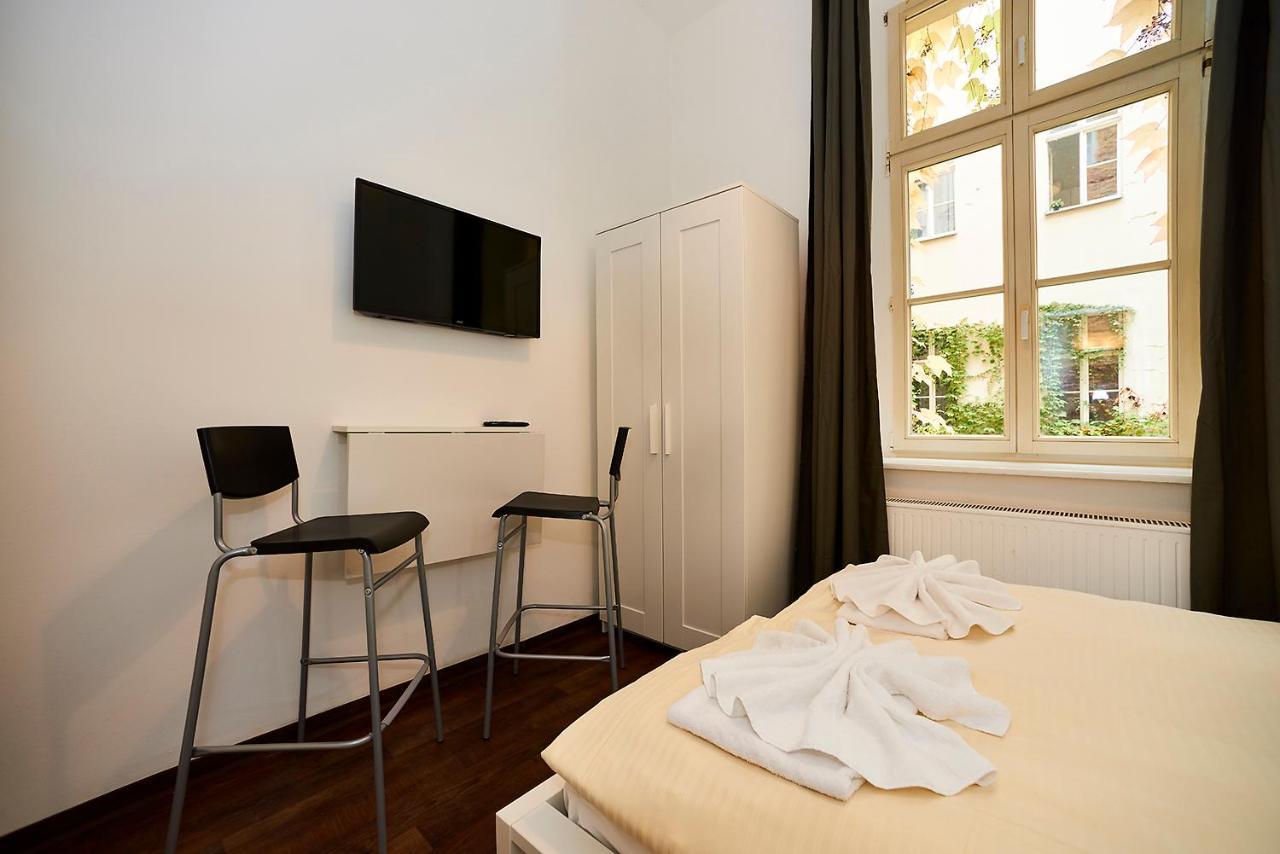 Double Room Private Bathroom