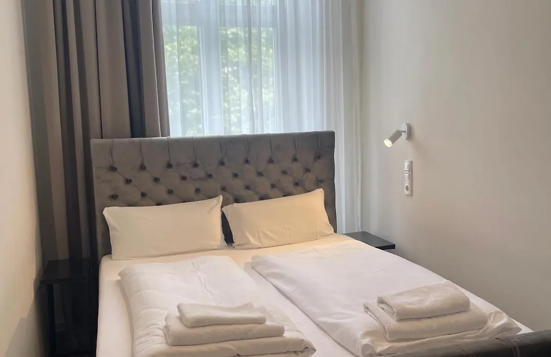 Motel Blue - Minimalist Boutique Hotel-1