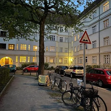 Single Room Berlin King Deluxe In Apartment Max 1 Person-2