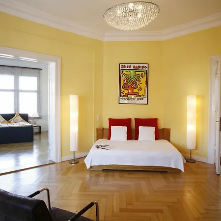 Stars Guesthouse Berlin-3